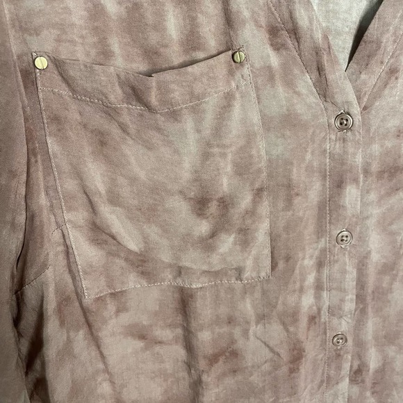 Jones New York Light Dusty Pink Long Sleeves Button Down Blouse Shirt Size Large - Picture 6 of 7
